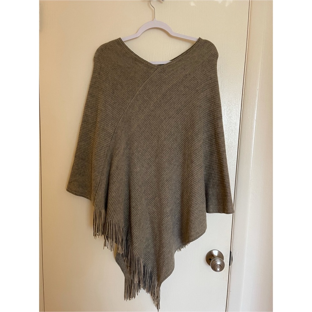 Brown Steve Madden poncho, one size fits most